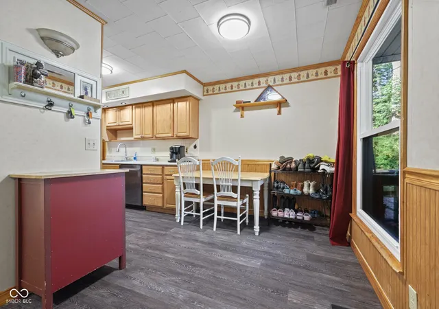 Photo 3 of Single family home for sale at 6983 Lemur Dr, Nineveh, IN 46164 | MLS# 22125398 | Listing updated on 2026-09-25