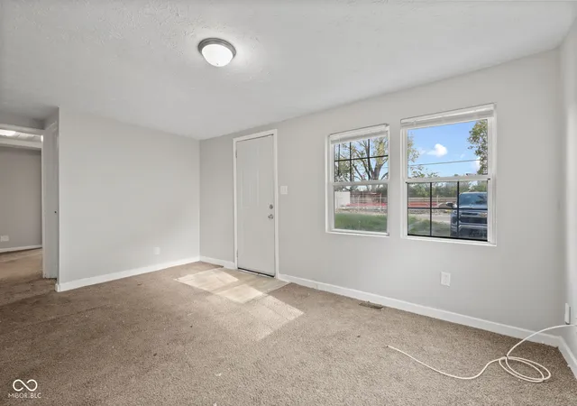 Photo 3 of Single family home for sale at 4705 Prospect St, Indianapolis, IN 46203 | MLS# 22125399 | Listing updated on 2026-10-20