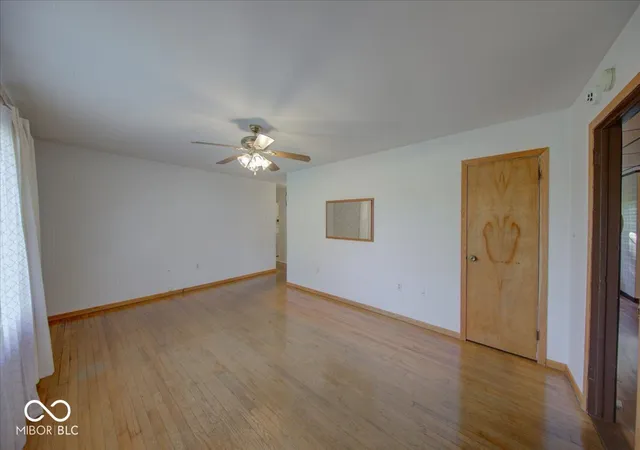 Photo 4 of Sale Pending at 6877 S 600 West, Edinburgh, IN 46124 | MLS# 22125421 | Listing updated on 2026-09-30