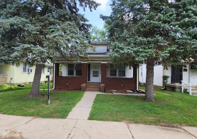 Photo 1 of Single family home for sale at 1527 N Chester Ave, Indianapolis, IN 46201 | MLS# 22125429 | Listing updated on 2026-09-10