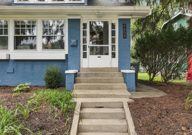 Photo 2 of Single family home for sale at 6654 N College Ave, Indianapolis, IN 46220 | MLS# 22125442 | Listing updated on 2026-10-06