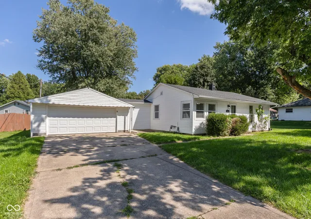 Photo 2 of Single family home for sale at 12065 N Rooker Rd, Mooresville, IN 46158 | MLS# 22125445 | Listing updated on 2026-09-14