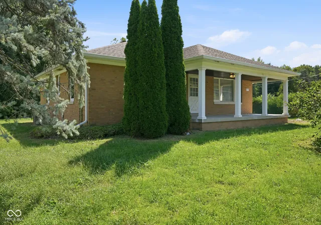 Photo 1 of Single family home for sale at 3737 S Meridian St, Indianapolis, IN 46217 | MLS# 22125455 | Listing updated on 2026-09-22