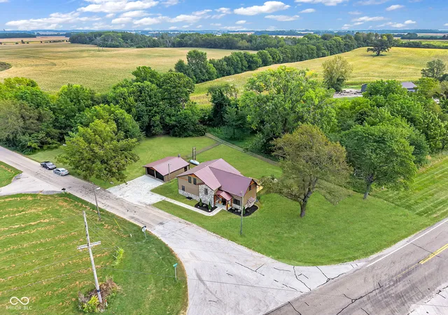 Photo 3 of Sale Pending at 2426 N 650 West, Waynetown, IN 47990 | MLS# 22125462 | Listing updated on 2026-09-14