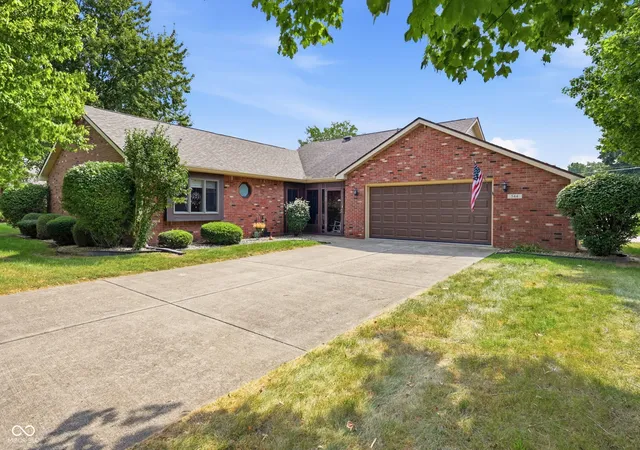 Photo 1 of Sale Pending at 544 Buck Ln, Pendleton, IN 46064 | MLS# 22125464 | Listing updated on 2026-09-14