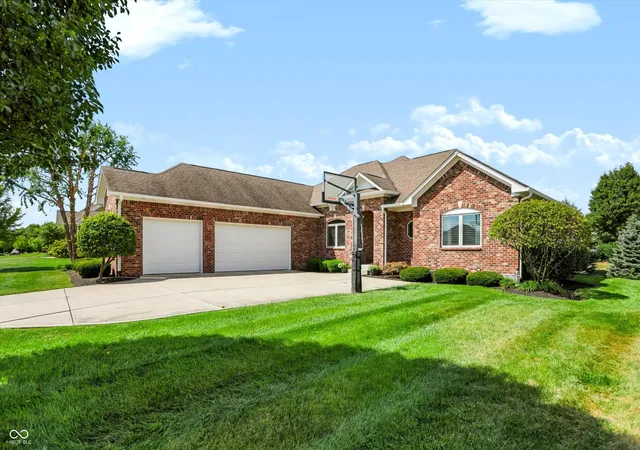 Photo 1 of Single family home for sale at 1812 Golden Fld Dr, Greenwood, IN 46143 | MLS# 22125485 | Listing updated on 2026-09-15