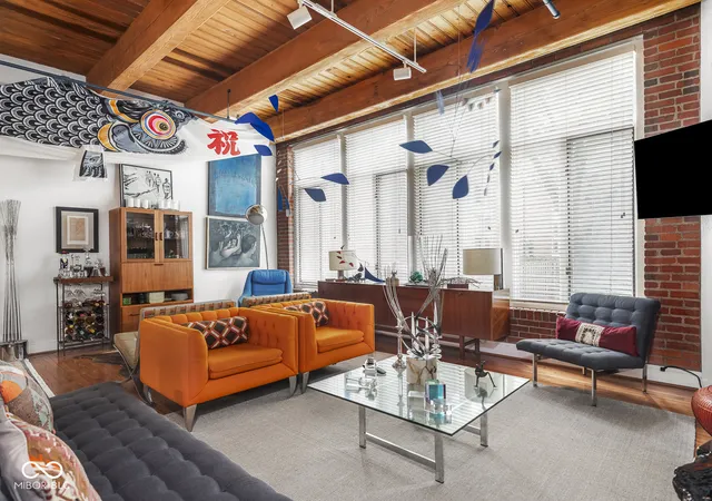 Photo 3 of Condo for sale at 430 N Park Ave #104, Indianapolis, IN 46202 | MLS# 22125496 | Listing updated on 2026-09-11