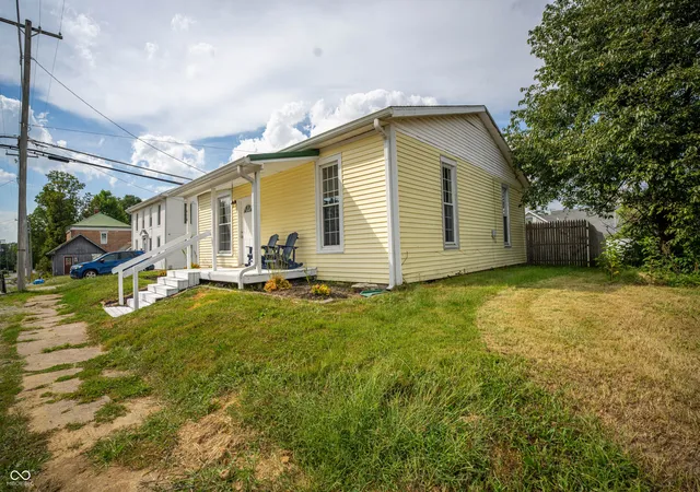 Photo 2 of Single family home for sale at 430 Mill St, Hope, IN 47246 | MLS# 22125503 | Listing updated on 2026-09-12