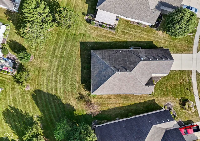 Photo 2 of Sale Pending at 1641 Grindstone Way, Greenfield, IN 46140 | MLS# 22125508 | Listing updated on 2026-10-06