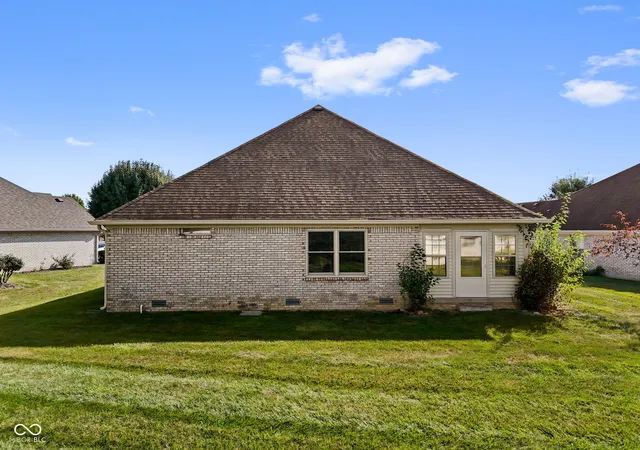 Photo 3 of Sale Pending at 1641 Grindstone Way, Greenfield, IN 46140 | MLS# 22125508 | Listing updated on 2026-10-06