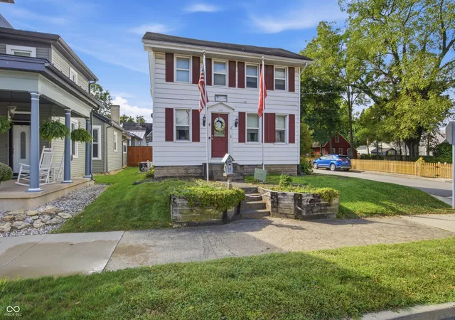 Photo 1 of Single family home for sale at 139 W Main St, Centerville, IN 47330 | MLS# 22125544 | Listing updated on 2026-10-17