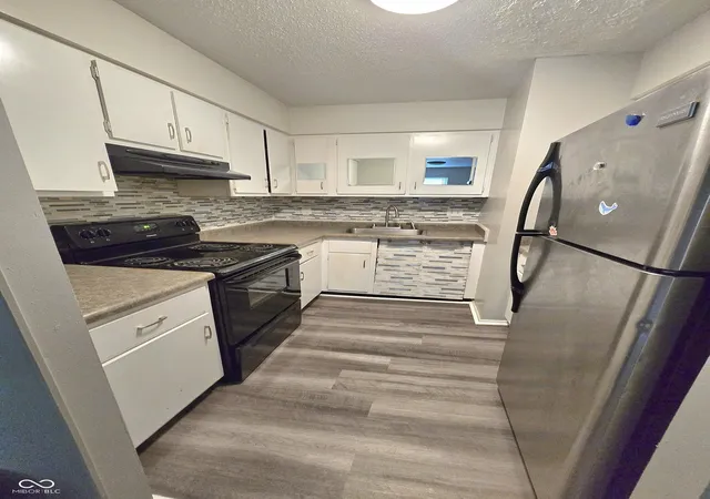 Photo 3 of Single family home for sale at 10051 Penrith Dr, Indianapolis, IN 46229 | MLS# 22125549 | Listing updated on 2026-09-14
