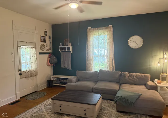 Photo 4 of Single family home for sale at 105 S Walnut St, Roachdale, IN 46172 | MLS# 22125564 | Listing updated on 2026-10-09