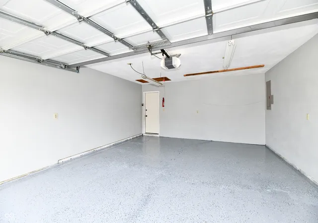 Photo 40 of Sale Pending at 8919 Country Walk Dr, Indianapolis, IN 46227 | MLS# 22125587 | Listing updated on 2026-10-06