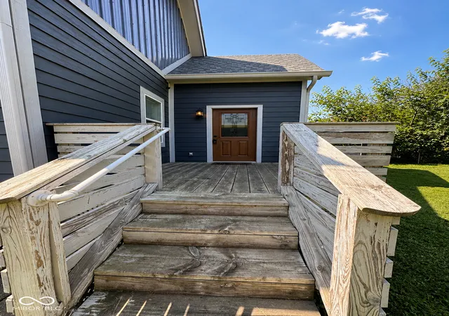 Photo 3 of Single family home for sale at 834 Weghorst St, Indianapolis, IN 46203 | MLS# 22125603 | Listing updated on 2026-10-16
