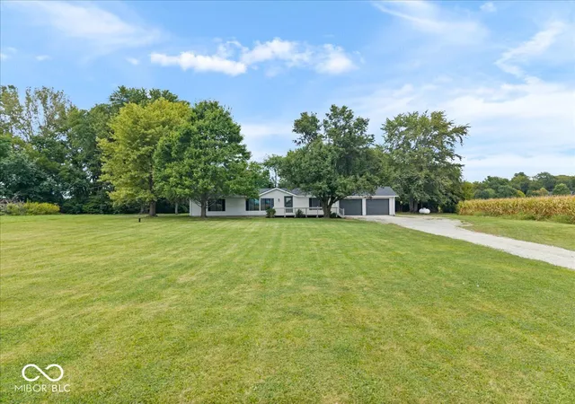 Photo 3 of Sale Pending at 6402 S 1000 West, Pendleton, IN 46064 | MLS# 22125609 | Listing updated on 2026-09-25