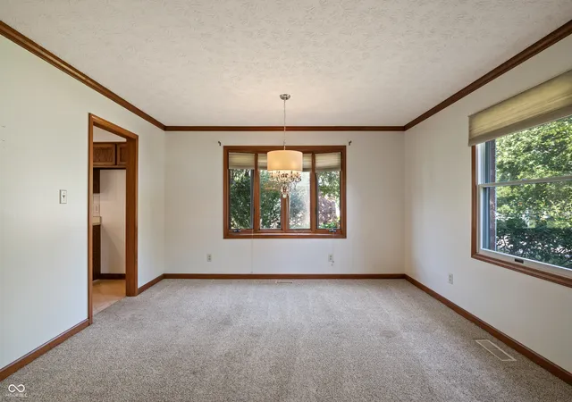 Photo 4 of Condo for sale at 127 Dover Blvd N, Brownsburg, IN 46112 | MLS# 22125616 | Listing updated on 2026-09-11
