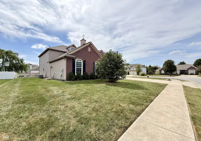 Photo 2 of Sale Pending at 12583 Brookdale Dr, Fishers, IN 46037 | MLS# 22125643 | Listing updated on 2026-09-22