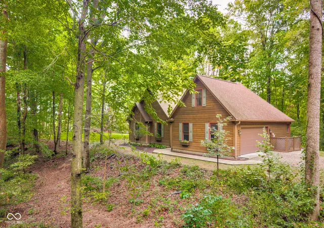 Photo 1 of Single family home for sale at 13555 Bellsville Pike, Columbus, IN 47201 | MLS# 22125645 | Listing updated on 2026-09-22