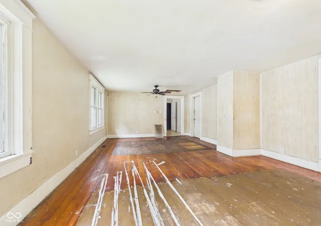 Photo 3 of Single family home for sale at 1705 Johnson Ave, Anderson, IN 46016 | MLS# 22125662 | Listing updated on 2026-09-25
