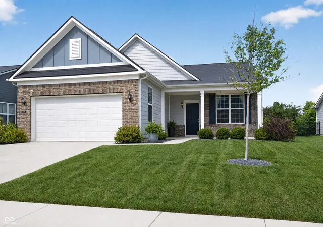 Photo 2 of Single family home for sale at 5806 Walkabout Way, Brownsburg, IN 46112 | MLS# 22125673 | Listing updated on 2026-09-17