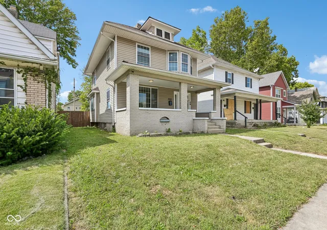 Photo 3 of Single family home for sale at 3516 Salem St, Indianapolis, IN 46208 | MLS# 22125721 | Listing updated on 2026-09-11