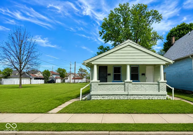 Photo 1 of Multi family home for sale at 1221 Lee St, Indianapolis, IN 46221 | MLS# 22125729 | Listing updated on 2026-09-13