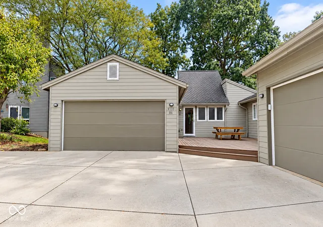 Photo 2 of Condo for sale at 9531 S Harbour Pointe Dr, Bloomington, IN 47401 | MLS# 22125755 | Listing updated on 2026-09-12