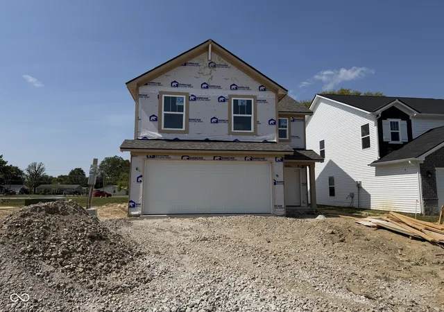 Photo 1 of Single family home for sale at 565 Plowman Dr, Shelbyville, IN 46176 | MLS# 22125767 | Listing updated on 2026-09-12