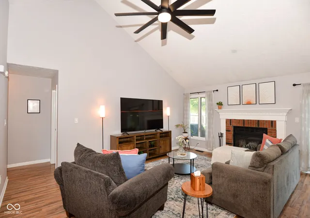 Photo 3 of Single family home for sale at 7904 Corday Ct, Fishers, IN 46038 | MLS# 22125806 | Listing updated on 2026-09-24