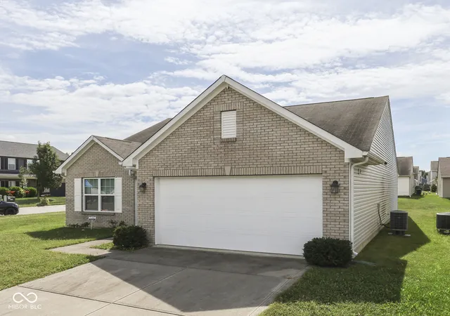 Photo 1 of Single family home for sale at 2899 W Sampler Ln, Monrovia, IN 46157 | MLS# 22125816 | Listing updated on 2026-09-14