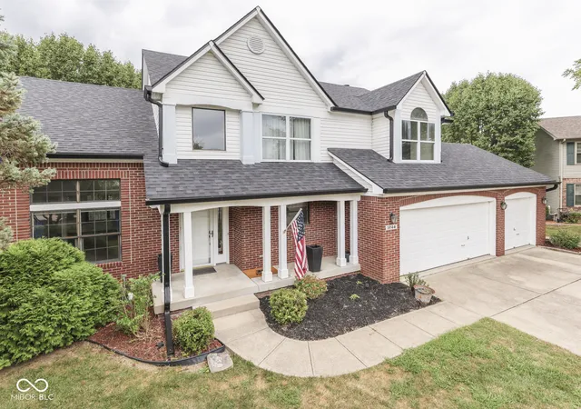 Photo 2 of Single family home for sale at 1244 Luce Crk Cir, Greenwood, IN 46142 | MLS# 22125831 | Listing updated on 2026-09-14