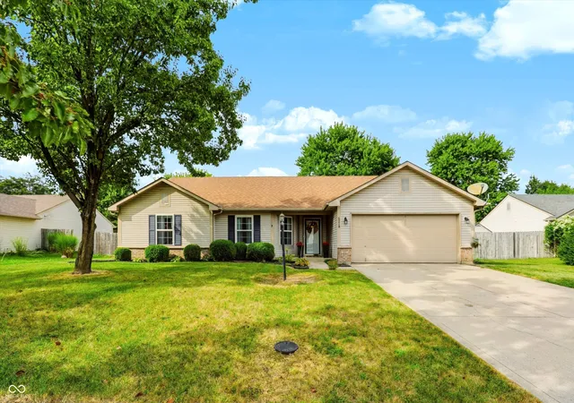 Photo 1 of Sale Pending at 5218 Gateway Ave, Noblesville, IN 46062 | MLS# 22125837 | Listing updated on 2026-09-25