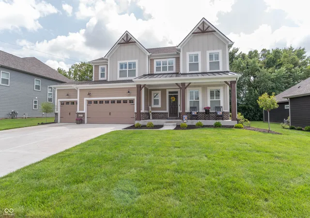 Photo 2 of Single family home for sale at 4075 Persian St, Greenwood, IN 46143 | MLS# 22125857 | Listing updated on 2026-09-26