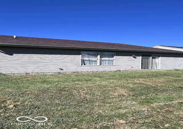 Photo 3 of Single family home for sale at 5829 Brookville Lake Dr, Indianapolis, IN 46254 | MLS# 22125879 | Listing updated on 2026-09-15
