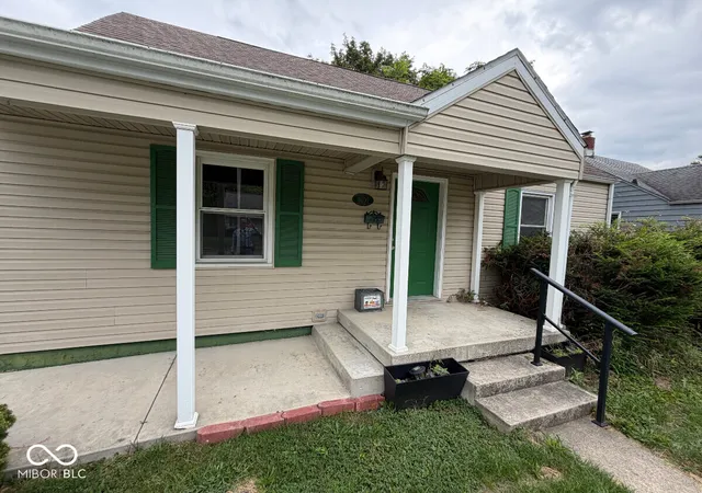 Photo 2 of Single family home for sale at 3000 Sheridan St, Anderson, IN 46016 | MLS# 22125882 | Listing updated on 2026-09-21