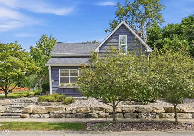 Photo 2 of Single family home for sale at 225 S Franklin St, Knightstown, IN 46148 | MLS# 22125884 | Listing updated on 2026-09-15