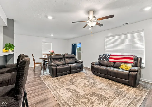 Photo 3 of Single family home for sale at 4398 Ashworth Ln, Columbus, IN 47201 | MLS# 22125910 | Listing updated on 2026-09-15