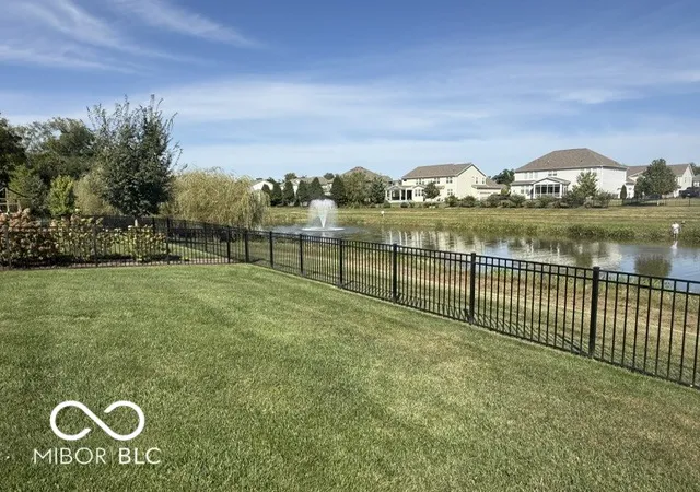 Photo 3 of Sale Pending at 3843 Sugar Pines Ln, Zionsville, IN 46077 | MLS# 22125995 | Listing updated on 2026-09-15