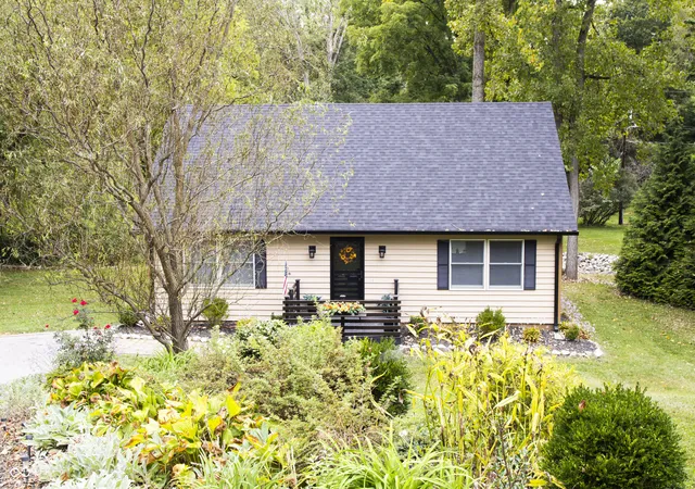 Photo 1 of Single family home for sale at 23 Northview Dr, Danville, IN 46122 | MLS# 22126033 | Listing updated on 2026-10-08