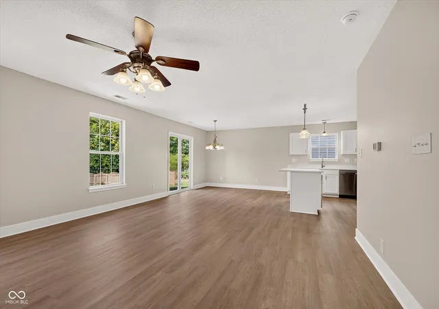 Photo 4 of Single family home for sale at 536 Bridgestone Dr, Indianapolis, IN 46231 | MLS# 22126054 | Listing updated on 2026-09-15