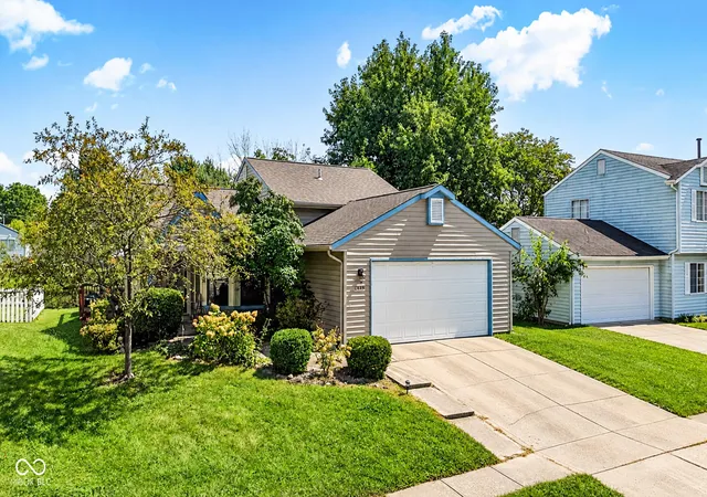 Photo 2 of Single family home for sale at 1325 Citation Cir W, Lebanon, IN 46052 | MLS# 22126075 | Listing updated on 2026-10-08