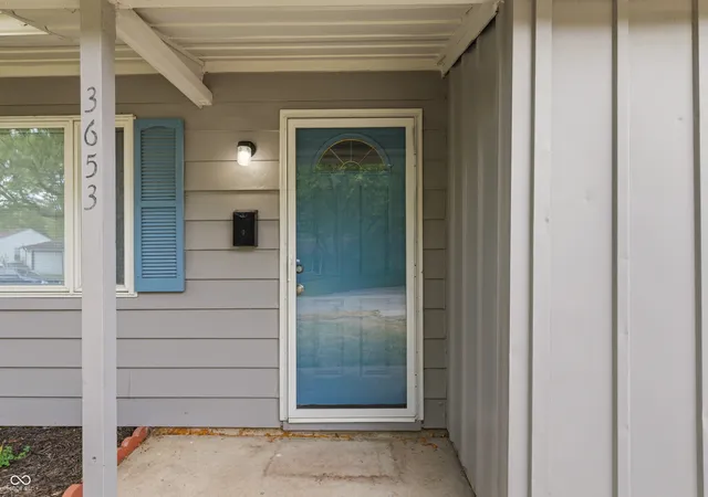 Photo 1 of Sale Pending at 3653 N Mitchner Ave, Indianapolis, IN 46226 | MLS# 22126102 | Listing updated on 2026-10-02