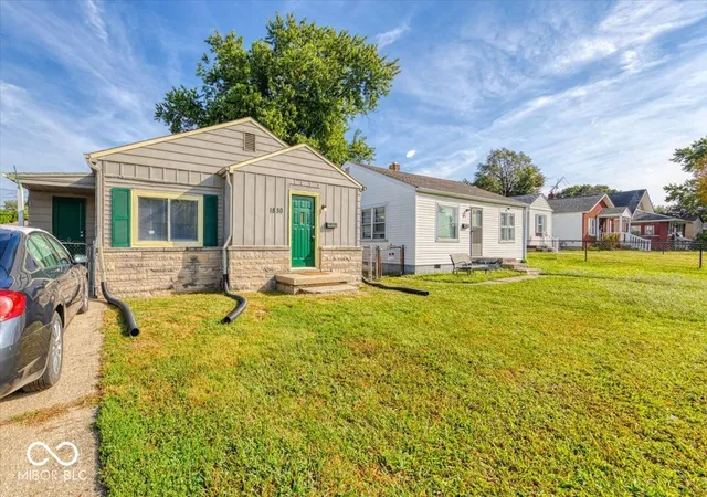 Photo 3 of Single family home for sale at 1830 E Raymond St, Indianapolis, IN 46203 | MLS# 22126113 | Listing updated on 2026-09-21