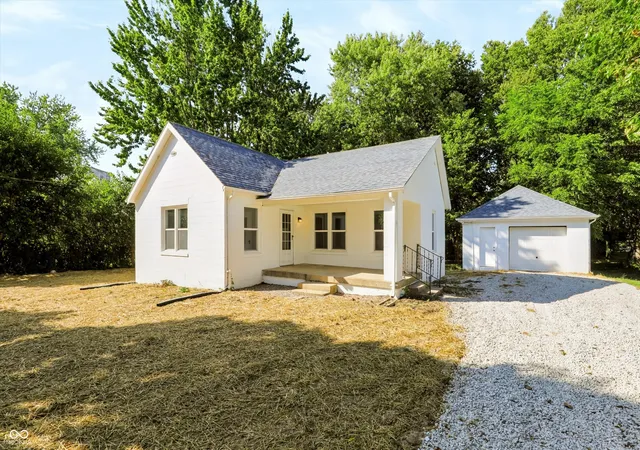 Photo 4 of Single family home for sale at 6966 W Lora Dr, Boggstown, IN 46110 | MLS# 22126124 | Listing updated on 2026-09-30