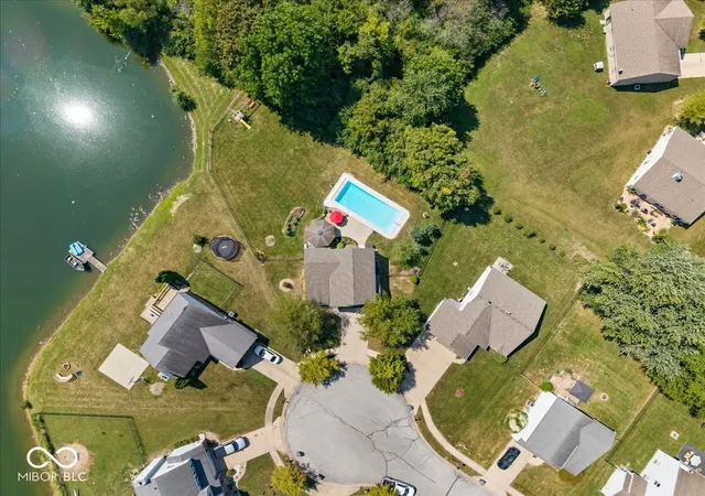 Photo 3 of Sale Pending at 4826 Spring Flower, Indianapolis, IN 46237 | MLS# 22126157 | Listing updated on 2026-10-21