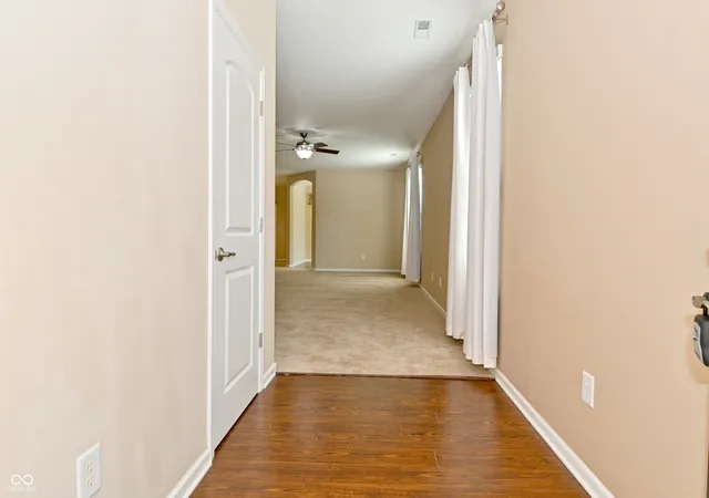 Photo 3 of Single family home for sale at 1305 Redstone Dr, Avon, IN 46123 | MLS# 22126202 | Listing updated on 2026-09-15