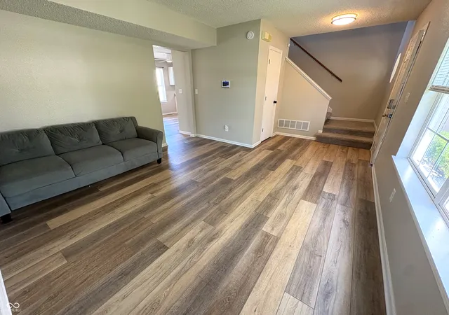 Photo 3 of Single family home for sale at 6522 Hazelhatch Dr, Indianapolis, IN 46268 | MLS# 22126249 | Listing updated on 2026-09-15