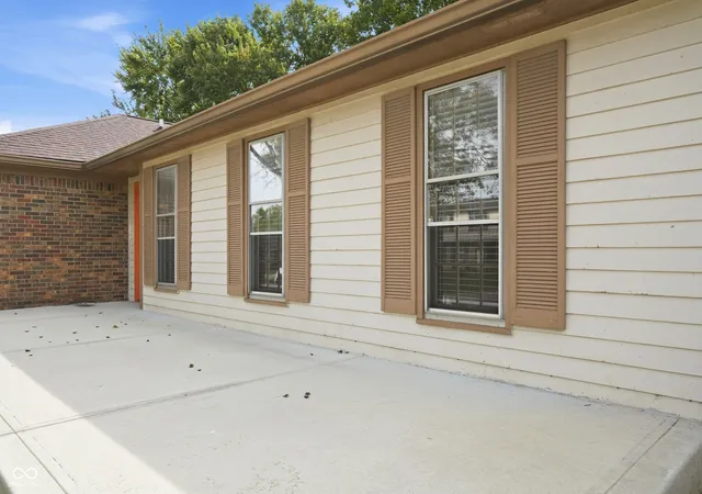 Photo 2 of Single family home for sale at 7437 Cotherstone Ct, Indianapolis, IN 46256 | MLS# 22126281 | Listing updated on 2026-09-29