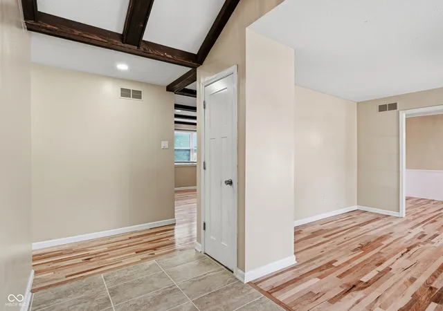 Photo 3 of Single family home for sale at 7437 Cotherstone Ct, Indianapolis, IN 46256 | MLS# 22126281 | Listing updated on 2026-10-15